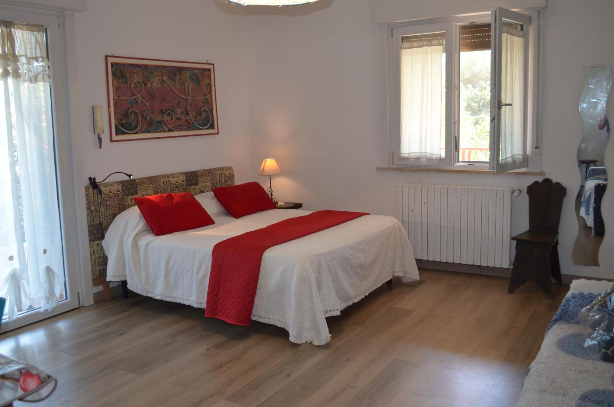 Il Giardino Apartment มอนเดลโล ภายนอก รูปภาพ